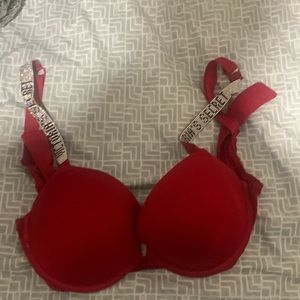 32d Victoria secret bra couple diamonds on strap missing